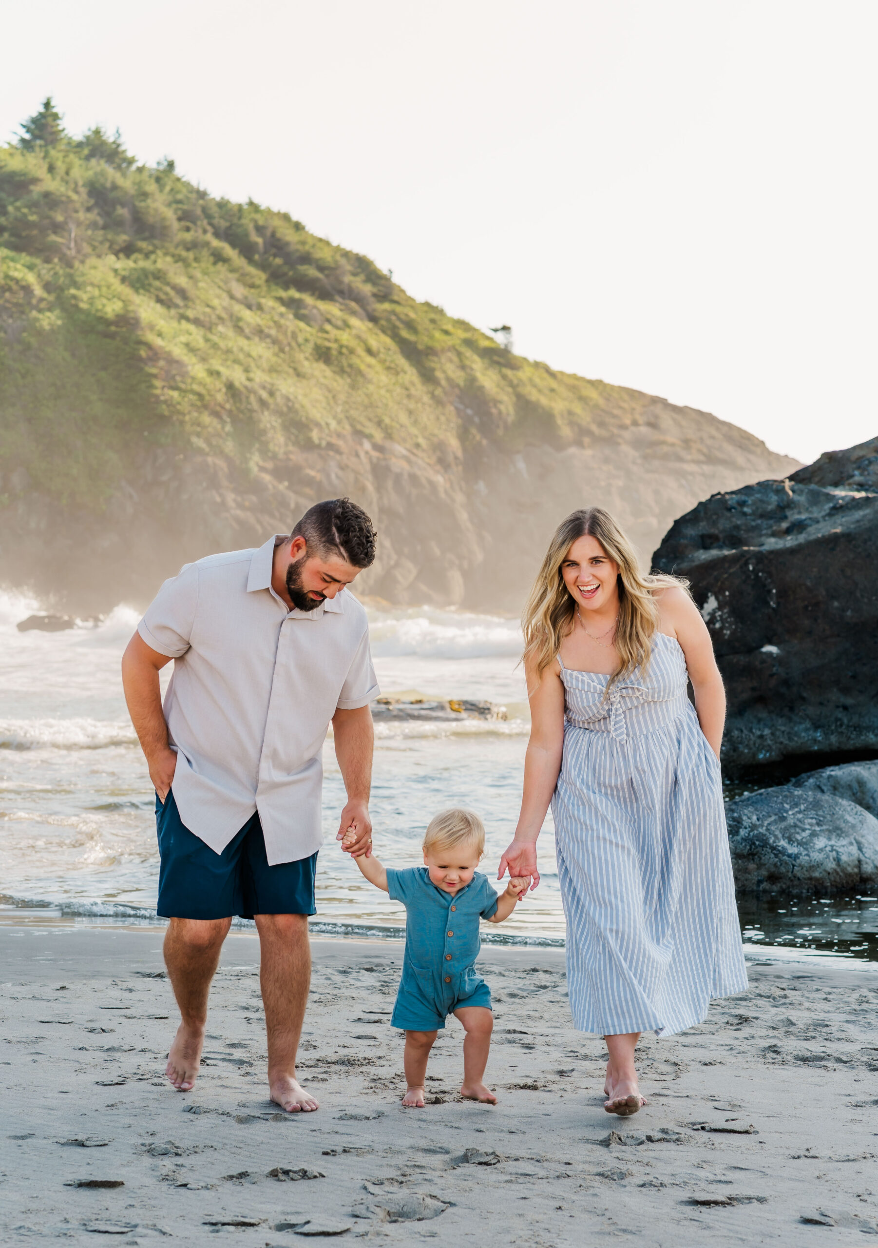 What to Wear for Oregon Coast Family Photos (Photographer’s Styling ...